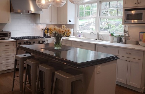 Greenwich House | Downtown sanctuary with stunning pool & gardens available from Aug1 2024 for 6m