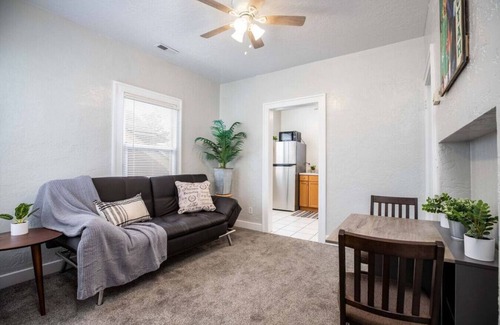 Lower Avenues Apartment | Downtown SLC Loft in Historic Avenues District!