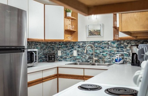 Traverse City House | Downtown TC Townhouse - Close to Beach