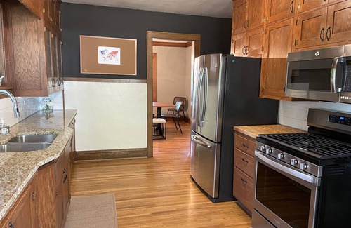 Waconia House | Downtown Waconia Charmer!