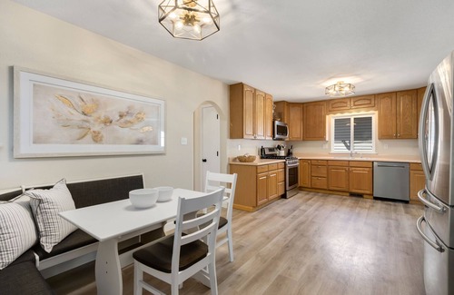 Windsor House | Downtown Windsor Home with Hot Tub & Pool Table