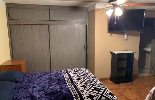 Matamoros Apartment | DptoCéntricoEntrePtesInternacionales WiFi AC TV