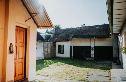 Drachov House | Dráchovský dvorek