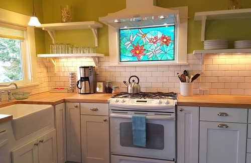 North Admiral House | Dragonfly Beach House: Walk The Beach Or Soak Under The Stars In The Hot Tub!
