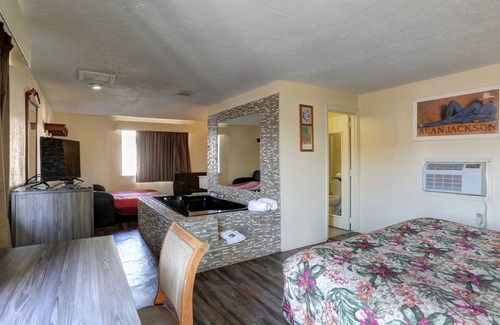 South Nashville Hotel | Drake Inn