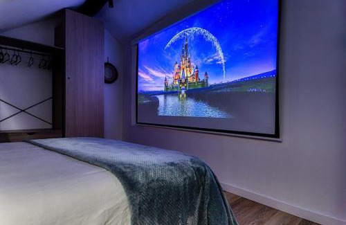 Montry Apartment | Dream Factory - Loft & Private Cinema 6P, 8 minutes from Disneyland