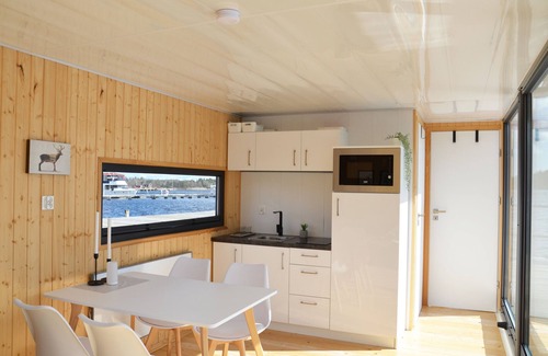 Blankaholm House | Dream holiday on the water in the middle of the archipelago