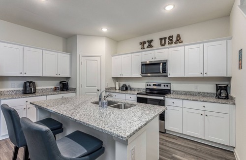 Princeton House | Dream Home Gym, 85" TVs, 5BR/4BA
