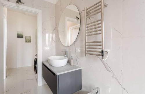 Gozzano Apartment | Dream house in center!