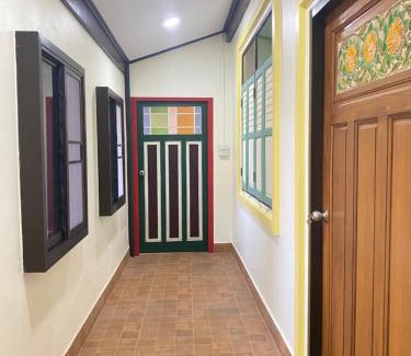 Thani Bed & Breakfast | Dream House Lodge