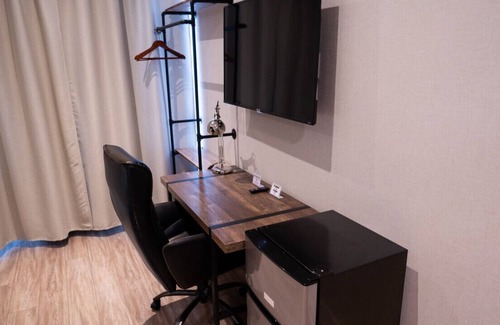 Northeast Mississauga House | Dream Suites Boutique Hotel - Private room in Mississauga