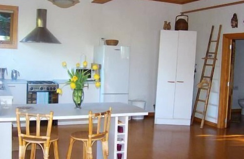 Raglan Cottage | Dreamcatcher Lodge, two-tone