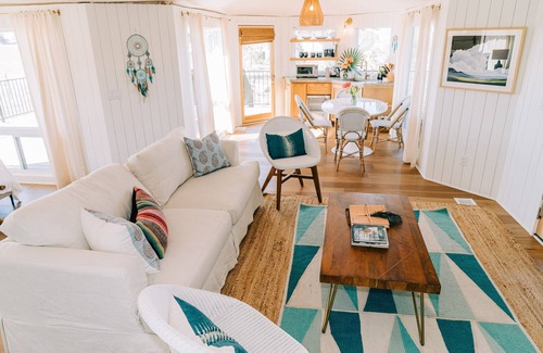Fentress House | Dreamcatcher Safari Tent at Wahwahtaysee Resort on the San Marcos River
