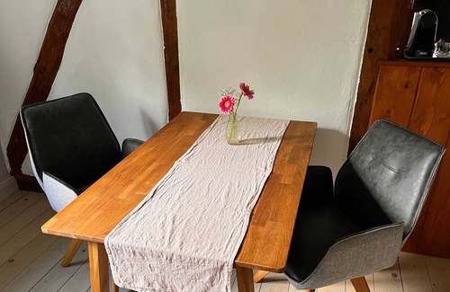 Kruzen Apartment | Dreaming under the thatched roof | Rest and enjoy
