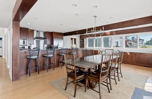 Spring Lake House | Dreamview- Private Lake frontage