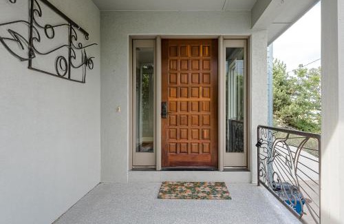 Spring Lake House | Dreamview- Private Lake frontage
