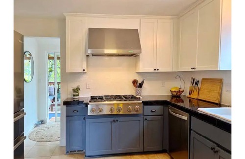 West Hazel Dell House | Dreamy 1/2 acre estate in the city with Guest House!