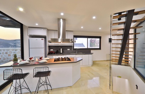 Kalkan Villa | Dreamy Getaway in Antalya – Luxury 4BR Villa with Private Pool