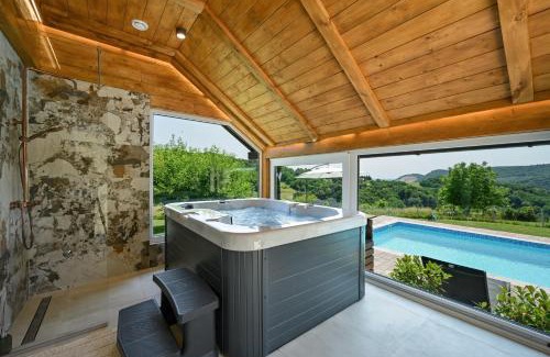 Pregrada House | Dreamy Hill - Holiday House with a private pool and jacuzzi