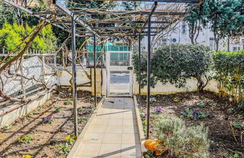 Pendik District Villa | Dreamy House near Tuzla Coast with Shared Pool