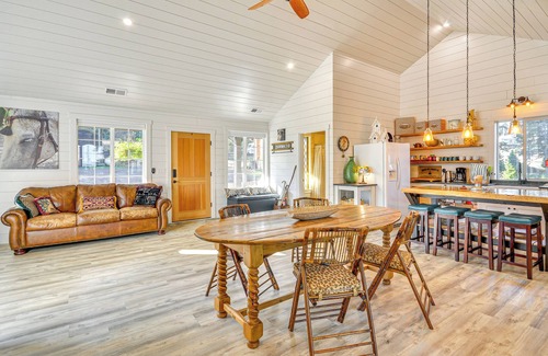 Sherwood Cottage | Dreamy Wine Country Retreat: Sherwood 'Rose Cabin'