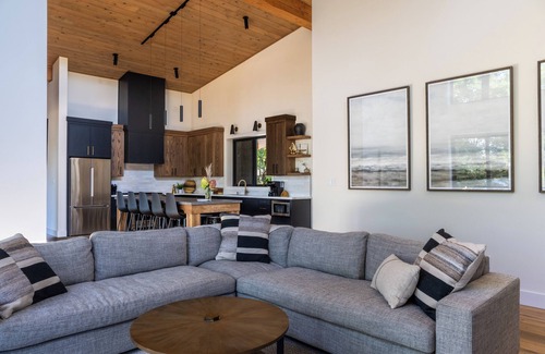 Georgian Bay Cottage | Driftaway Lakehouse - Georgian Bay Island Escape! Optional Pontoon Rental