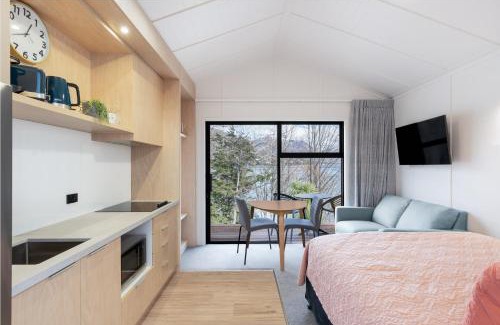 Frankton Resort | Driftaway Queenstown