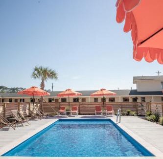 Bay St Louis Hotel | Driftwood Motel