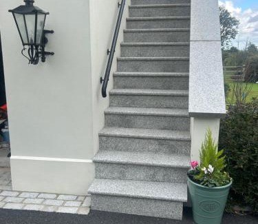Hillsborough Apartment | Drum Manor Apartment Hillsborough BT26 6PU