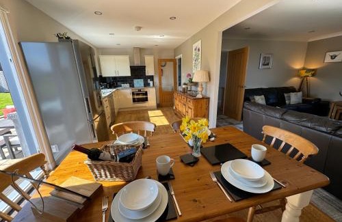 Banchory Apartment | Drumhead Cottage Finzean, Banchory Aberdeenshire Self Catering with Hot Tub