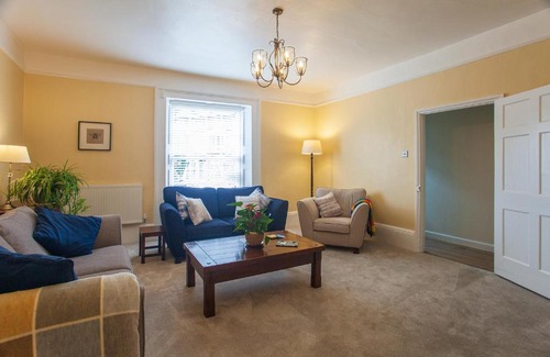 Corfe Castle Village Apartment | Drury's