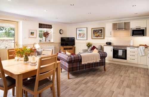 Melrose Cottage | DRYBURGH STEADING TWO - by the River Tweed at Dryburgh, sleeping 4