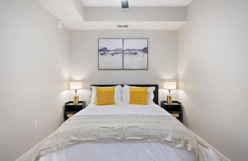 St. Anthony West Apartment | DT UMN New 1BD GYM Rooftop Free Parking
