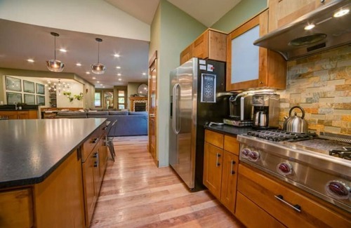 University House | DU/Wash Park Dream Home!-6 Bed/5 bath + Gym & Office