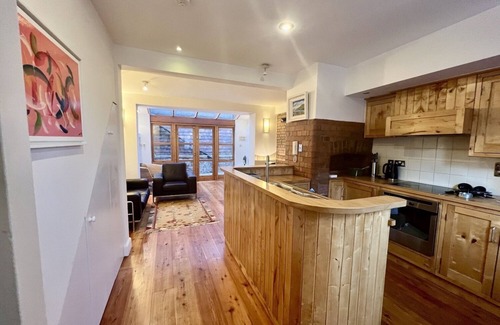 Ballsbridge House | DUBLIN 4 - CHIC TOWNHOUSE - BESIDE HERBERT PARK - RESTAURANTS - CORPORATE STAYS