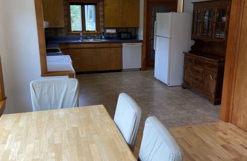 West Tremont House | Duck Cove Cottage overlooking beautiful Blue Hill Bay