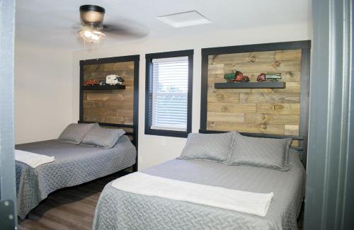Coon Valley House | Duct-Tape Lodge