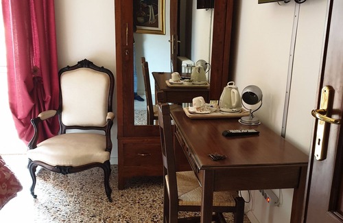 Fornole House | DUETERRE Room & Host - Fornole (TR) Italy - Leonella