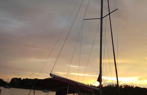 Frymburk Boat Rental | Dufour Gib Sea 33 (Felice)