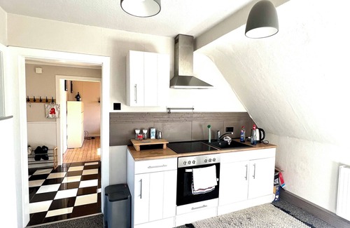 Mittelmeiderich Apartment | Duisburg Feel-Home Etablissement, Airport close, 2 bedrooms, 6 beds, DG, WiFi