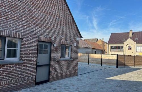 Sint-Antelinks House | Duivenboshuisje