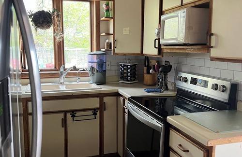 Duluth House | Duluth minnesota 5 Bedrooms 8 beds near UMD and north shore sleeps 6