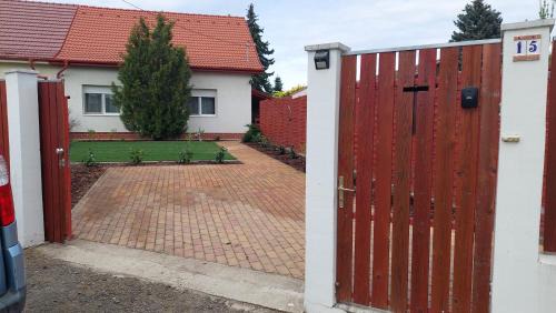Dunakeszi Apartment | Dunakeszi Nap Apartman