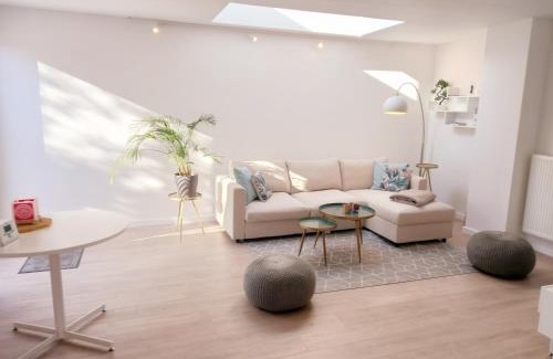 Mariakerke House | Dunes et Mer - Terrace, garden and free parking space