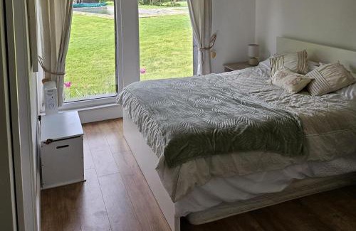 Dunmow House | Dunmow 1-Bed Cabin Sleeps 4 10 mins to Stansted