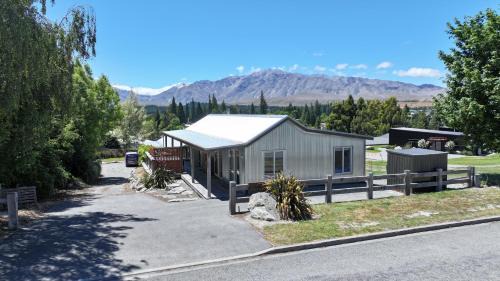 Lake Tekapo House | Dunrobin Cottage