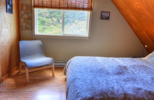 Port Orford House | Dunrovin Vintage Beach Cottage - 1 Bed 1 Bath Vacation home in Port Orford