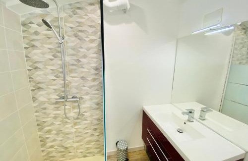 La Gare Apartment | Duplex 3 Chambres Proche Gare Clim, WIFI, parking