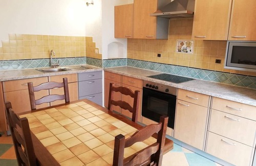 Ensisheim Apartment | Duplex apartment on the ground floor with terrace facing south