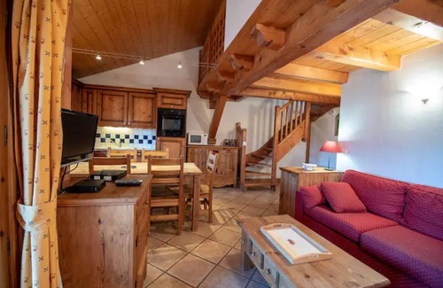 La Rosiere Apartment | Duplex apartment valley view 4 Bdrm, 3 bed covered parking center of La Rosière